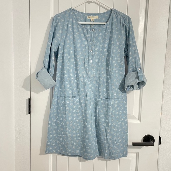 Relished Dresses & Skirts - NWT Relished Long Sleeves Pullover Denim Dress